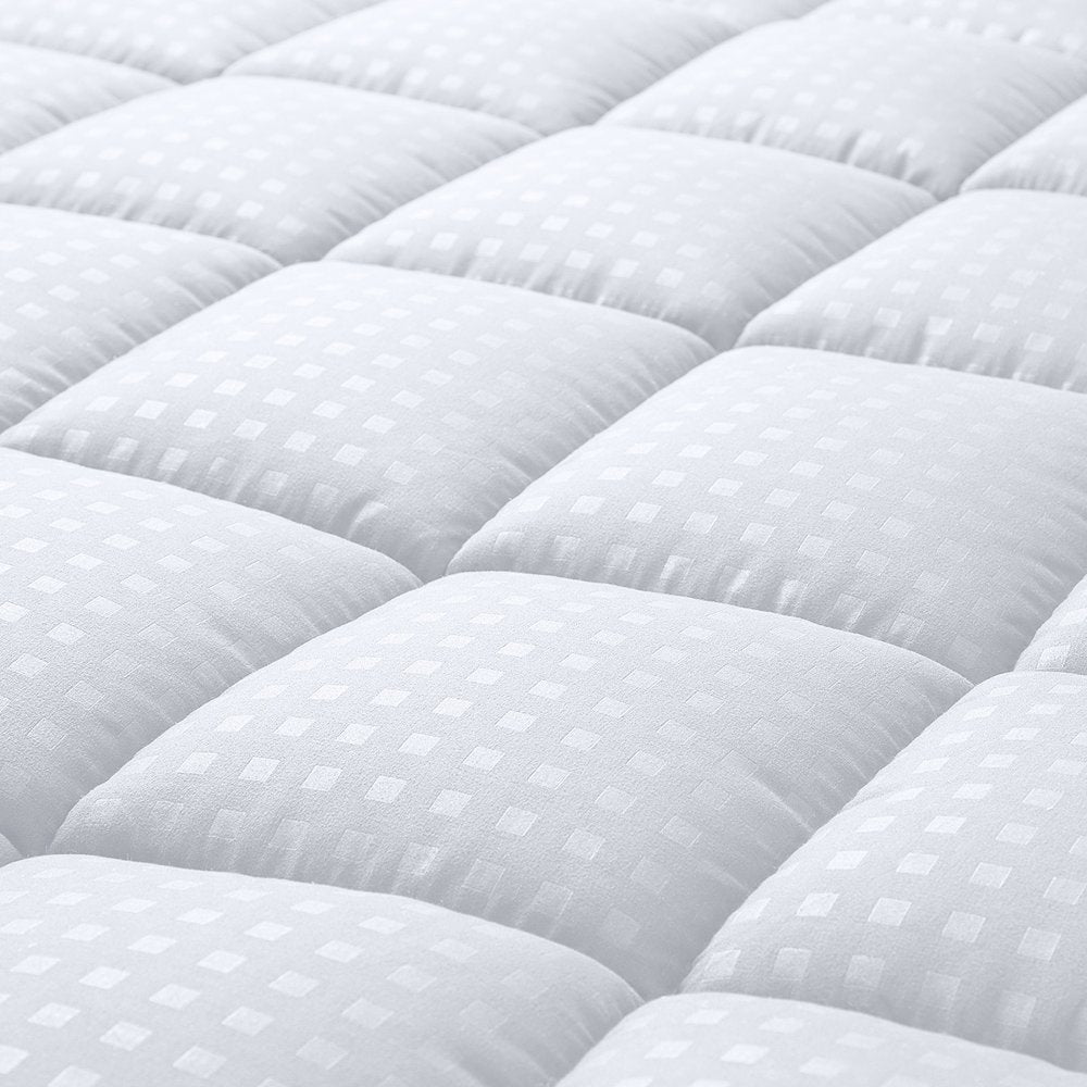 Queen Mattress Pad Quilted Fitted Mattress Protector Cooling Pillow Top Mattress Cover Breathable Fluffy Soft Mattress Topper with 8-21" Deep Pocket,White